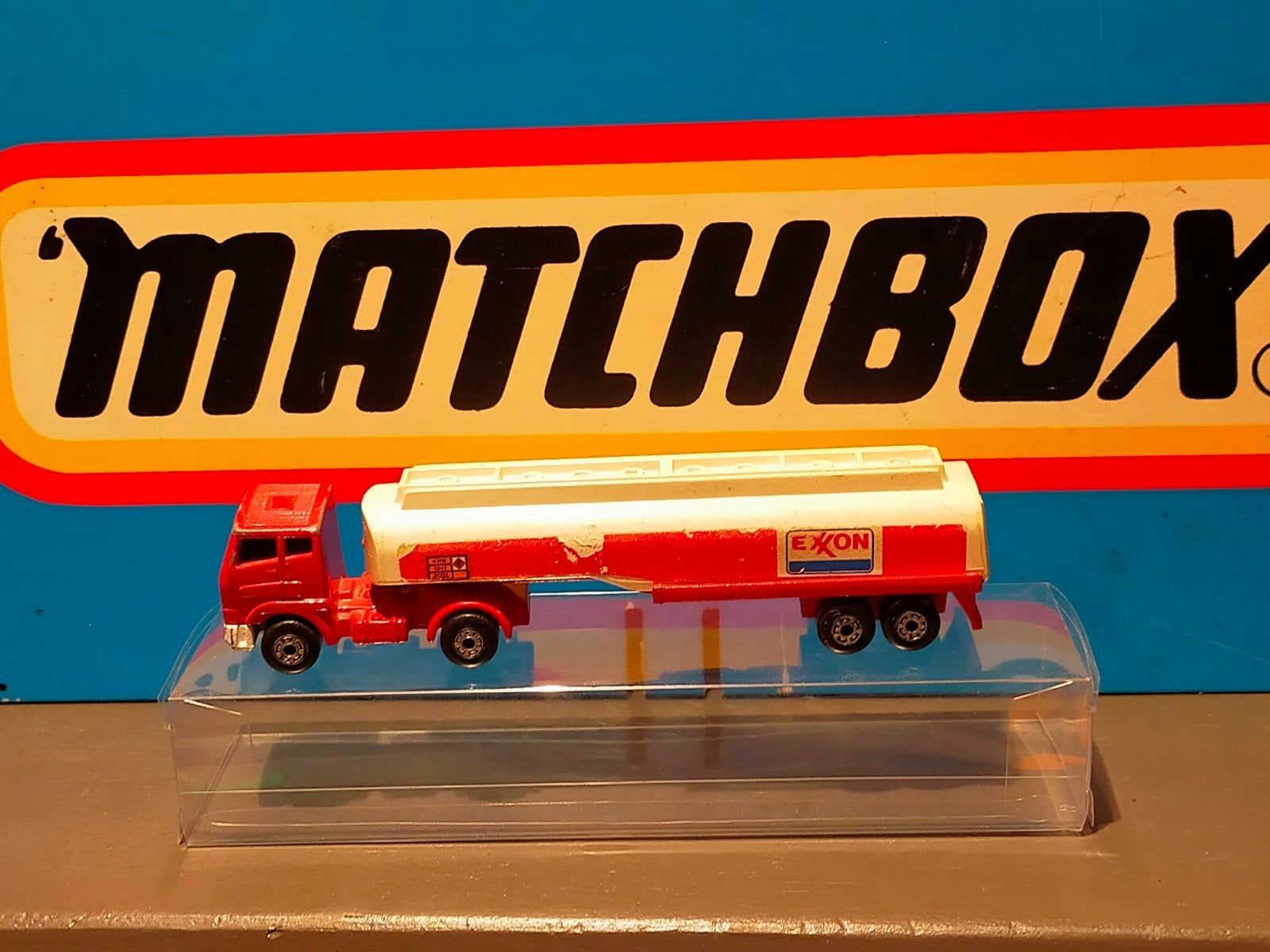 Matchbox TwoPack 2C Esso Tankwagen, Ophalen of Verzenden, Gebruikt, Bus of Vrachtwagen, Matchbox