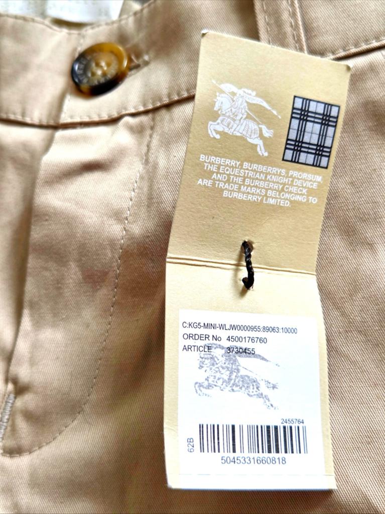 Burberry Kinder Shorts - Nieuw met kaartjes, Kinderen en Baby's, Ophalen of Verzenden, Nieuw, Burberry, Jongen of Meisje