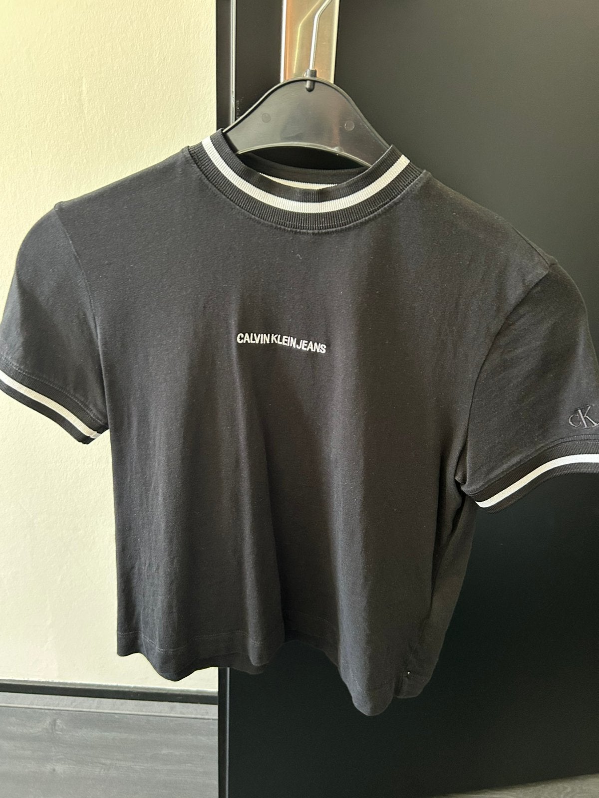 Calvin Klein t-shirt - maat S, Kleding | Dames, Ophalen, Zo goed als nieuw, Zwart, Korte mouw
