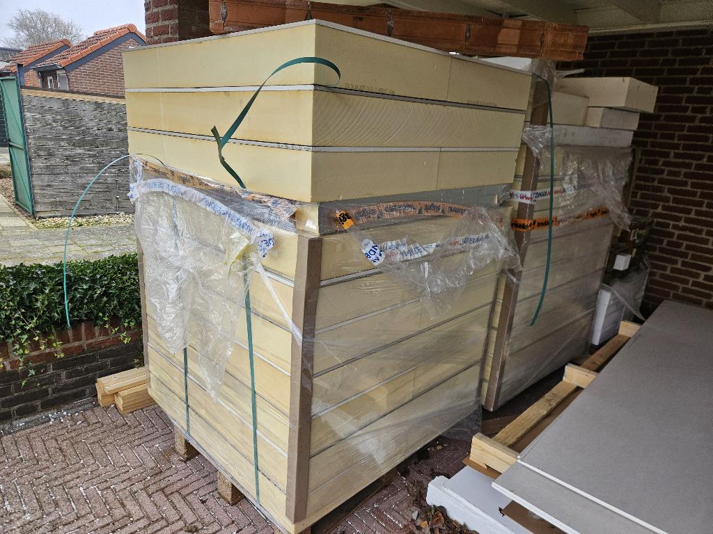 38 stuks PIR+Gips AK 1200x600x140+12,5mm Rd:6.36 (=0,72 m²), Ophalen, Dakisolatie, 12 cm of meer, Nieuw