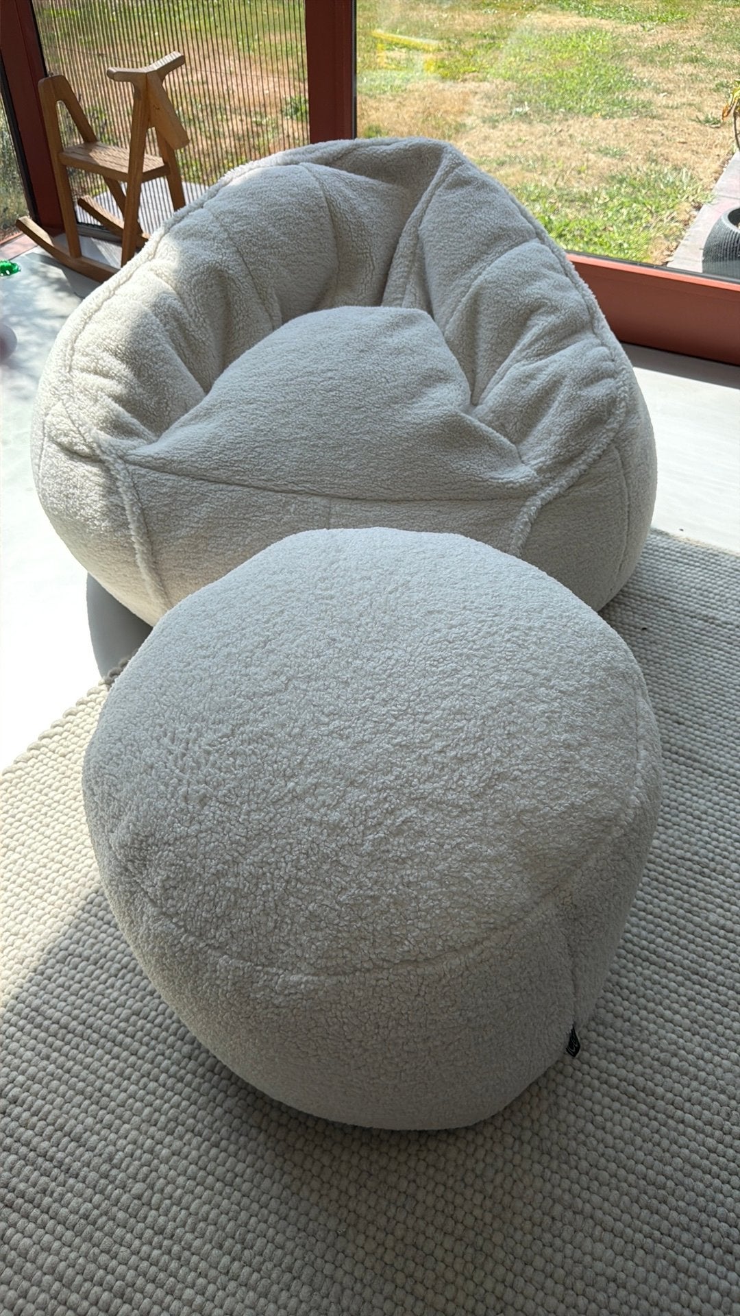 Stijvolle Witte Zitzak + Pouf (Set) diameter 95cm, Huis en Inrichting, Ophalen, Zo goed als nieuw, Wit