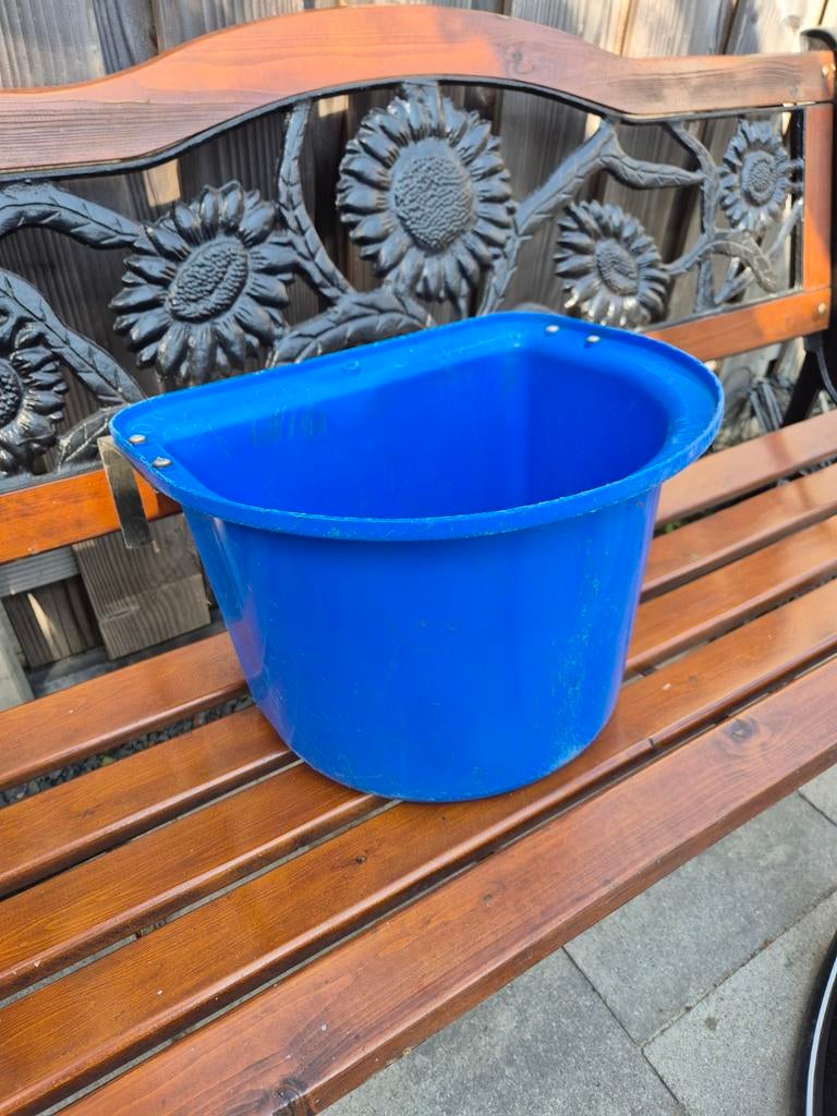 Hangvoerbak blauw, goede staat, Ophalen of Verzenden, Zo goed als nieuw
