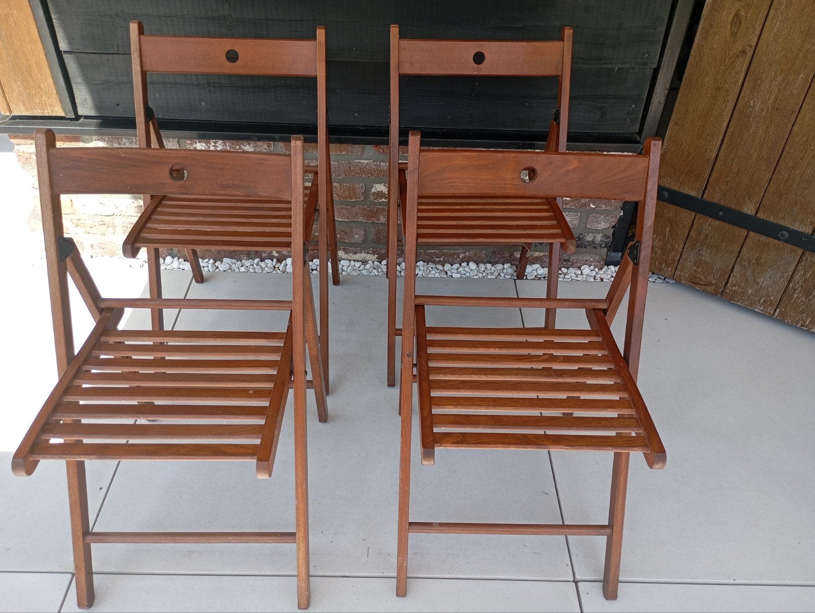 Set van 4 houten inklapbare stoelen / klapstoeltjes, Ophalen, Zo goed als nieuw, Inklapbaar