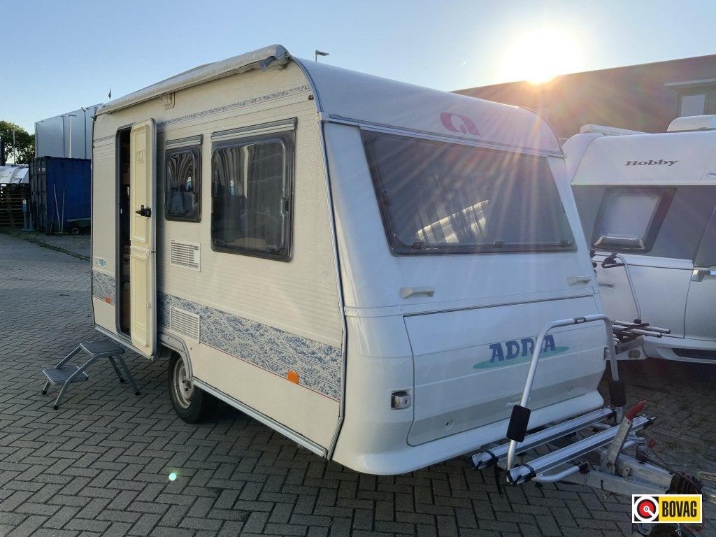 Adria Unica 360 DB Stapelbed Lichtgewicht, Caravans en Kamperen, Overige typen, Bedrijf, Adria, 500 - 750 kg