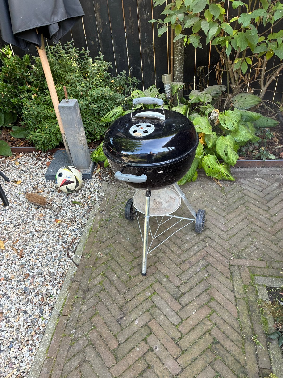 Weber Compact Kettle Houtskoolbarbecue - Zwart, Ophalen, Gebruikt
