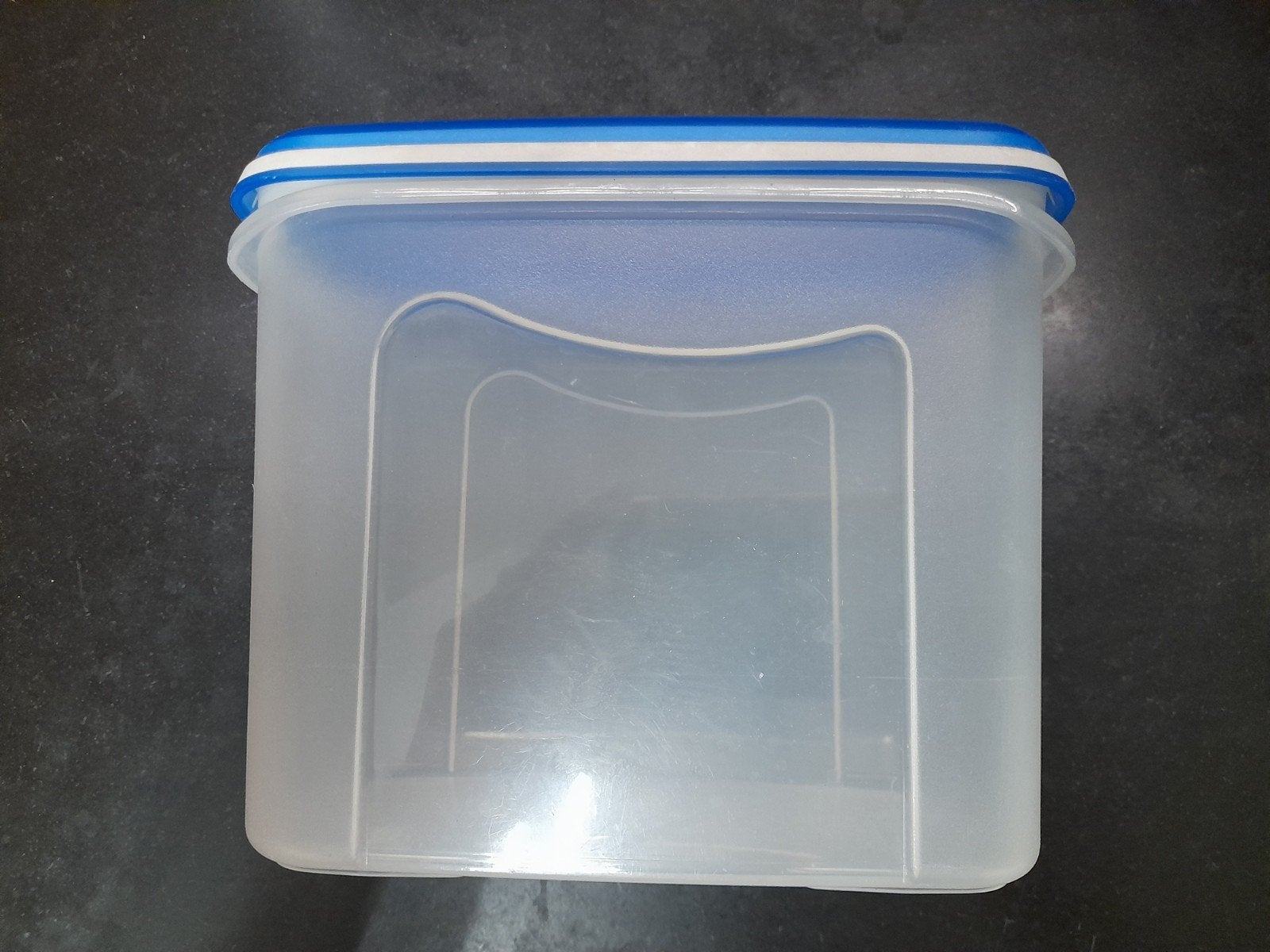 Voorraadbus 1,0 liter met blauw deksel, Blauw, Kunststof, Ophalen of Verzenden, Zo goed als nieuw