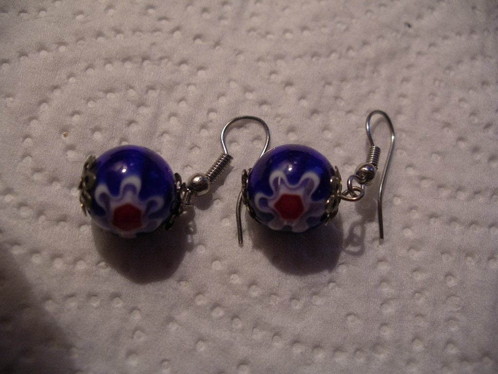 Een paar Zilveren Oorbellen met Blauwe Cloisonné kralen, Verzenden, Zilver, Oorbellen