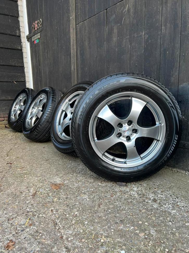Audi Q3 Q5 Q7 Volkswagen Tiguan velgen 18? 5x112 winterset, Auto-onderdelen, Niet ingevuld, 18 inch, Gebruikt, Banden en Velgen
