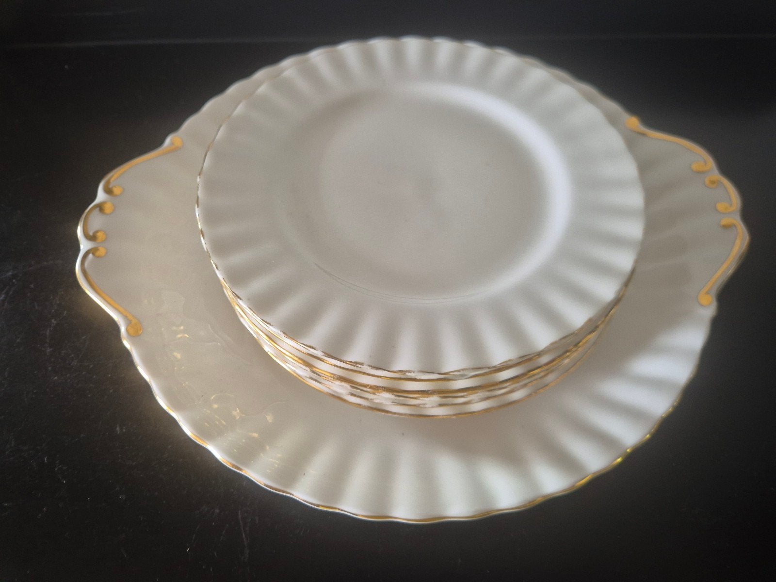 Val d or royal albert porselein, Ophalen of Verzenden, Gebruikt, Porselein, Bord of Schaal
