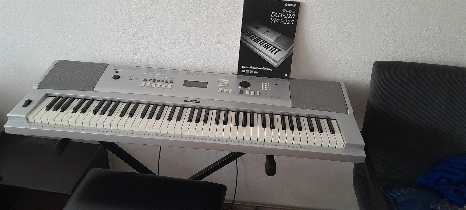 electrice orgel, Ophalen, Yamaha, Met standaard, 61 toetsen