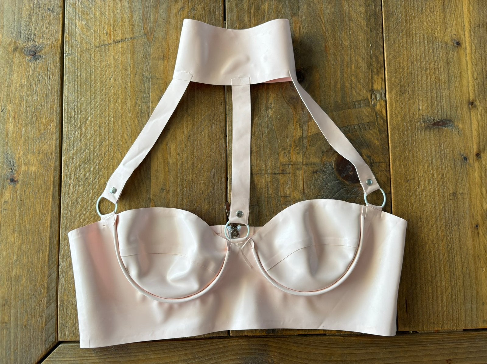 Halter BH / Latex / Maat M, Kleding | Dames, Ondergoed en Lingerie, Verzenden, Roze, BH