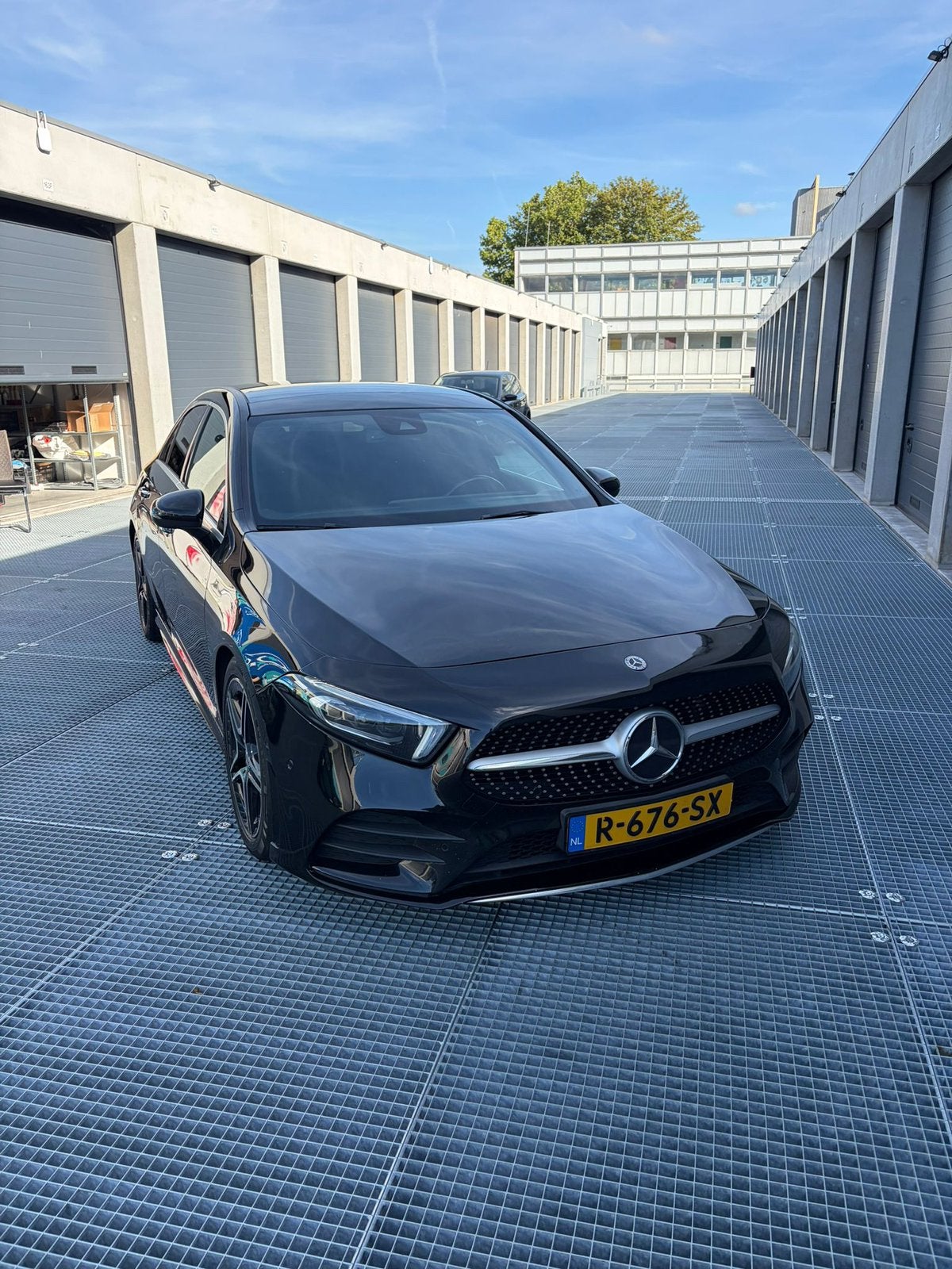 Mercedes-Benz A-Klasse A 200 163pk 7G-DCT 2019 Zwart, Auto's, Zwart, 4 cilinders, 75 €/maand, 690 kg
