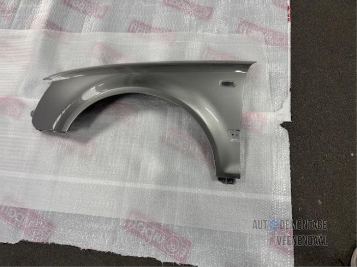 Scherm links-voor van een Audi A4 (LY7Q), -, -, Nieuw, -