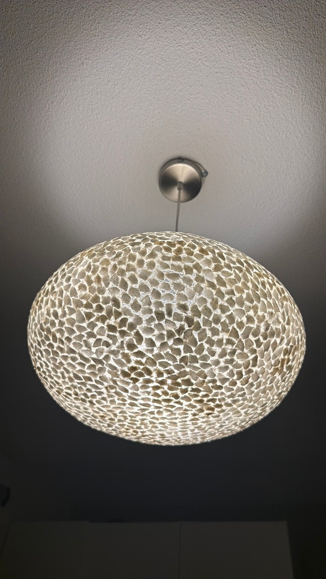 Hanglamp schelpen wit/parelmoer €125, Ophalen, Zo goed als nieuw, Minder dan 50 cm