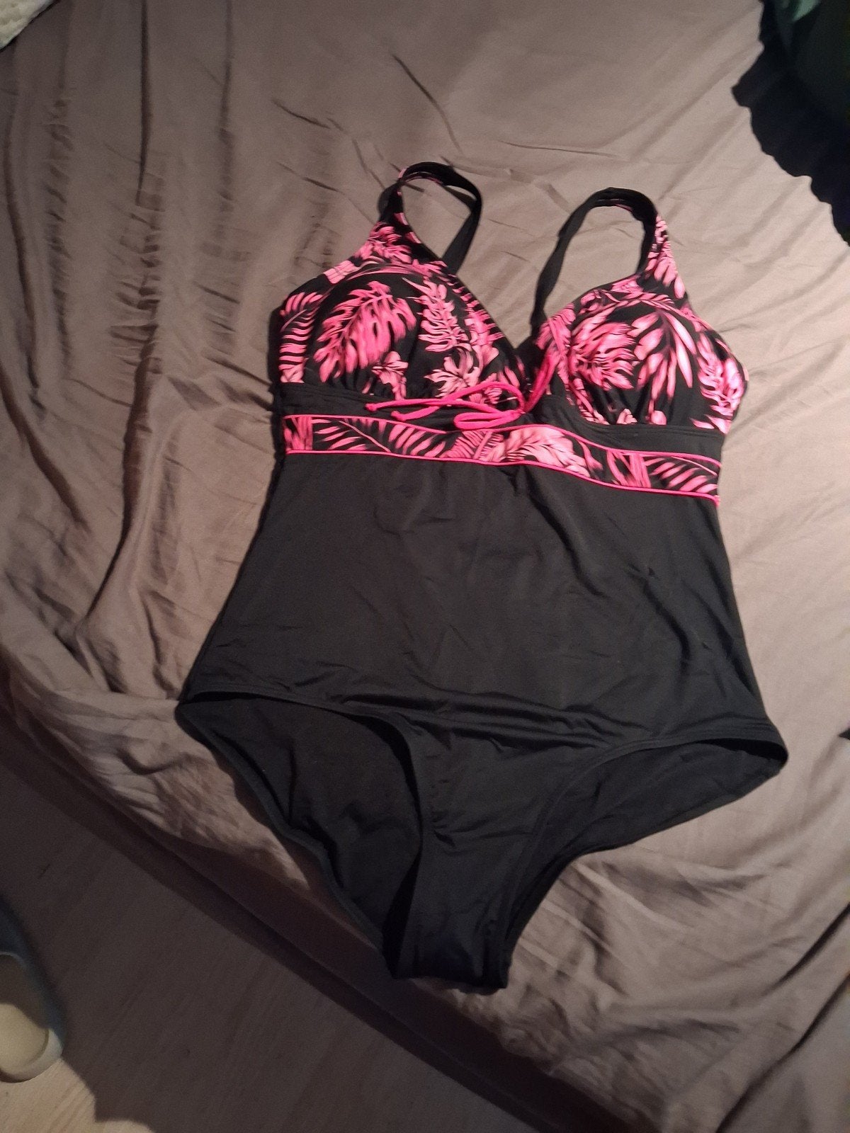 Nieuw Vidooya Badpak Zwart met Roze Bladprint, Kleding | Dames, Zwart, Nieuw, Badpak, Ophalen of Verzenden