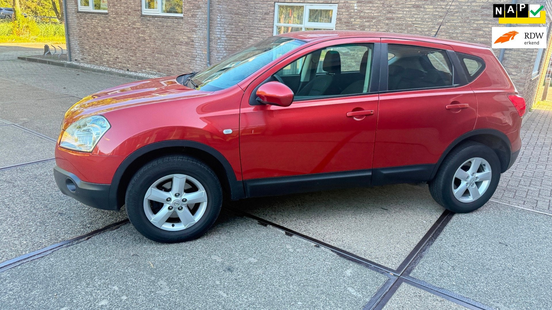 Nissan Qashqai 2.0 Tekna Premium 4WD (( Automaat))), Auto's, Automaat, 4 cilinders, Vierwielaandrijving, Qashqai