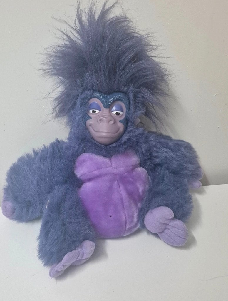 Disney aap knuffel uit film tarzan, Verzamelen, Ophalen of Verzenden, Overige figuren, Gebruikt, Knuffel