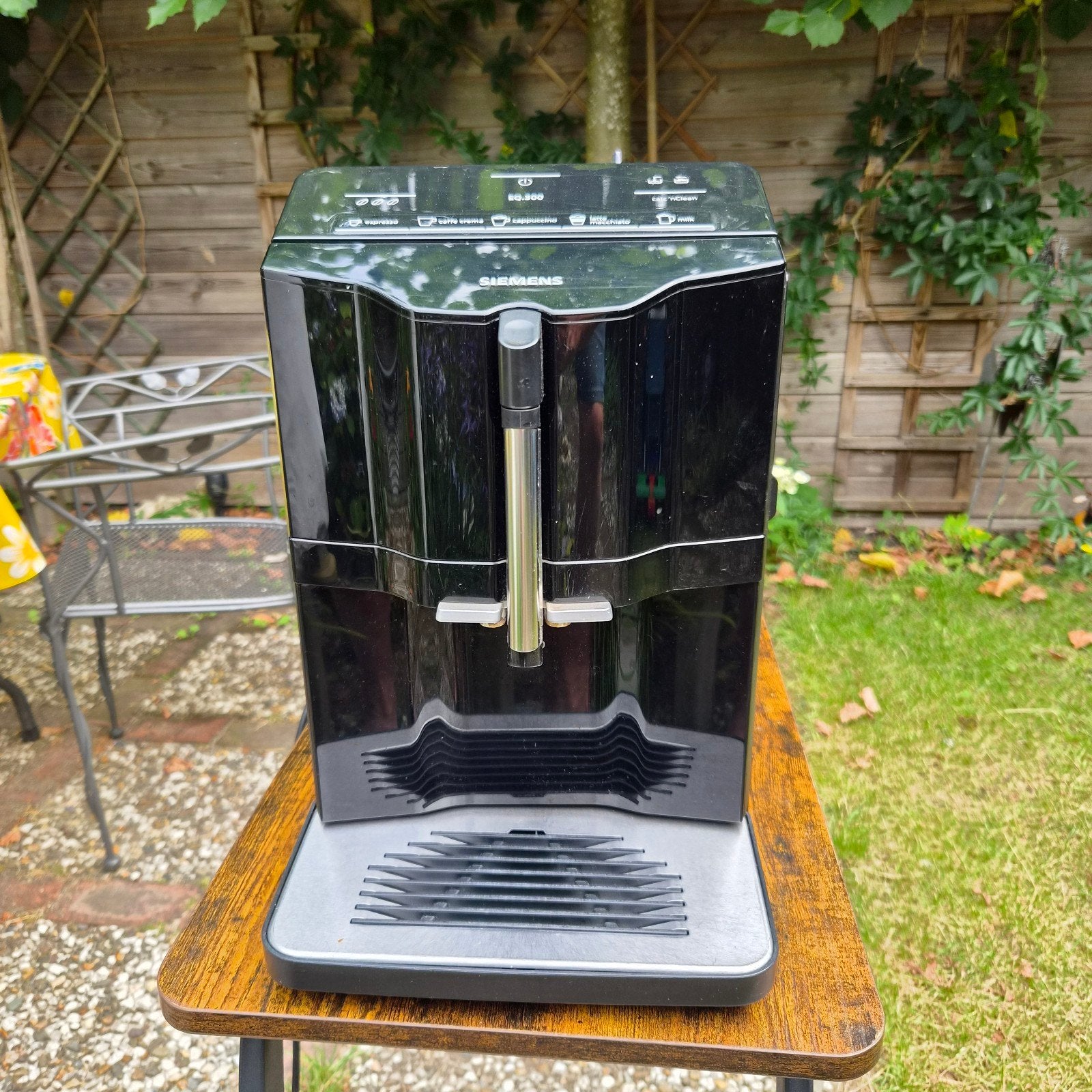 Siemens EQ300 Koffiemachine + Ontkalking & 4kg Koffiebonen, Ophalen