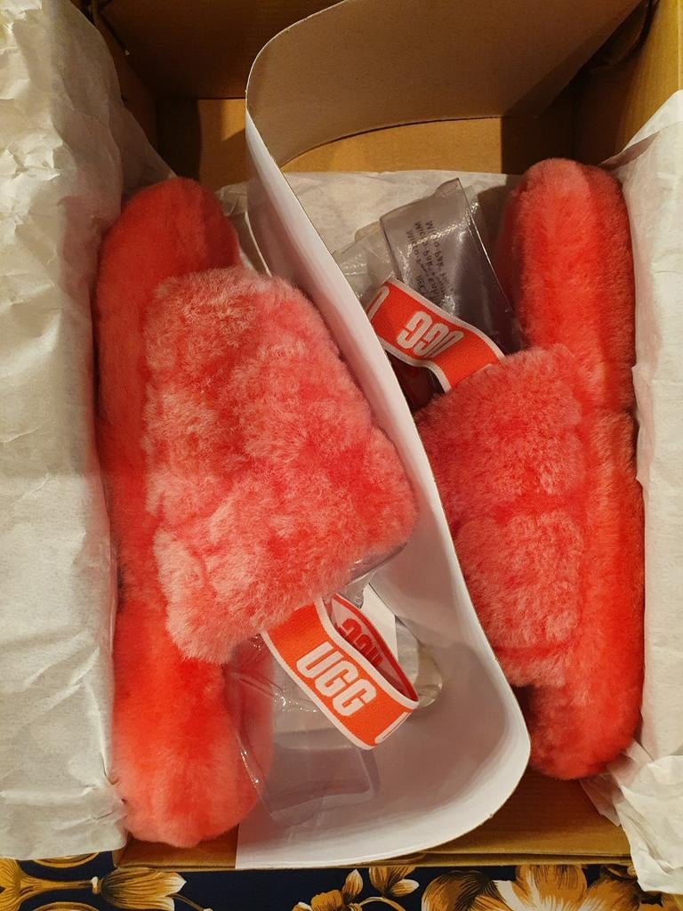 Nieuwe UGG Fluff Yeah Slide Sandalen - Koraalrood, Kleding | Dames, Schoenen, Slippers, UGG, Nieuw, Oranje