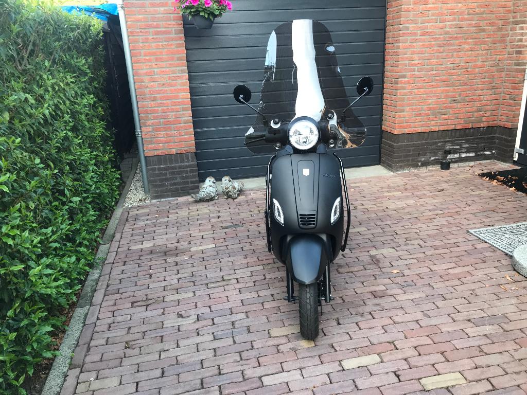 La Souris Electric Sourini Gele plaat BJ 2024 km 999  €1150., Ophalen, Maximaal 45 km/u, Elektrisch, Zo goed als nieuw