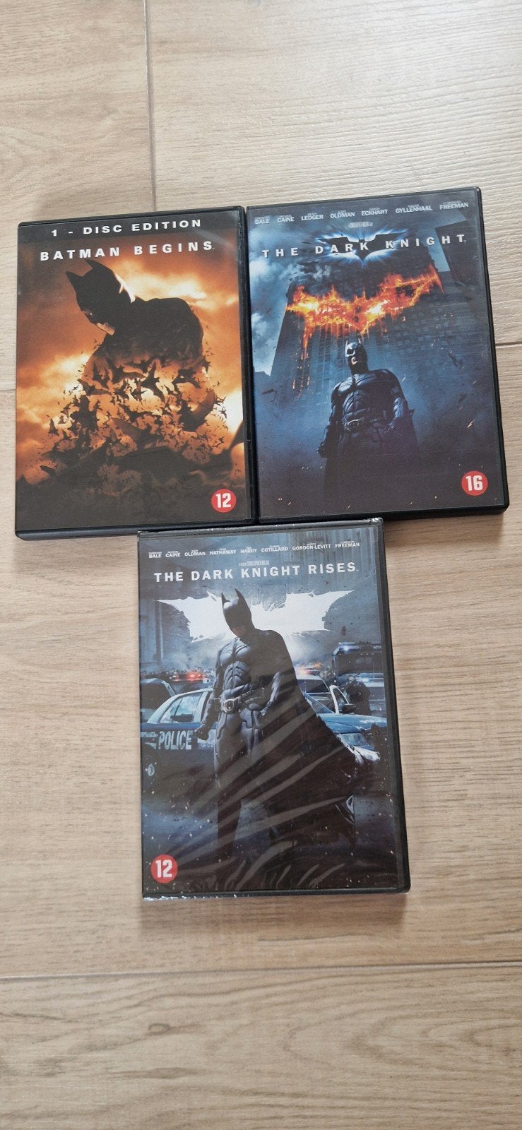 Dvd The Dark Night Trilogy (deel 3 nog geseald)(NL uitgave), Cd's en Dvd's, Engels, Vanaf 16 jaar, Nederlands, Ophalen of Verzenden