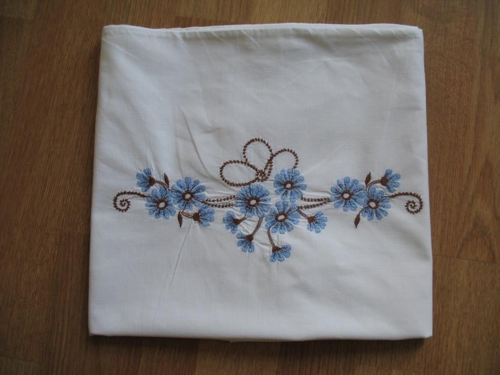 Kussensloop Geborduurde Bloemen Vintage, Huis en Inrichting, Ophalen of Verzenden, Eenpersoons, Hoeslaken of Sloop