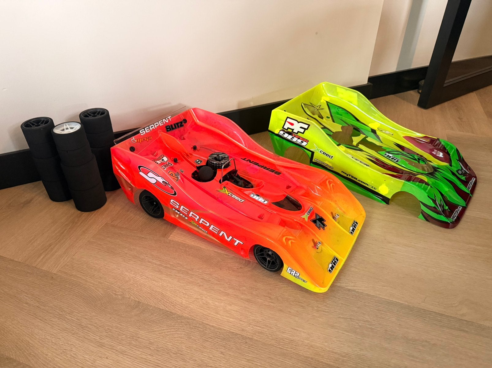 Serpent 977 evo 1/8 wedstrijd auto met snelle picco motor, Overige merken, Gebruikt, Auto, Groter dan 1:32