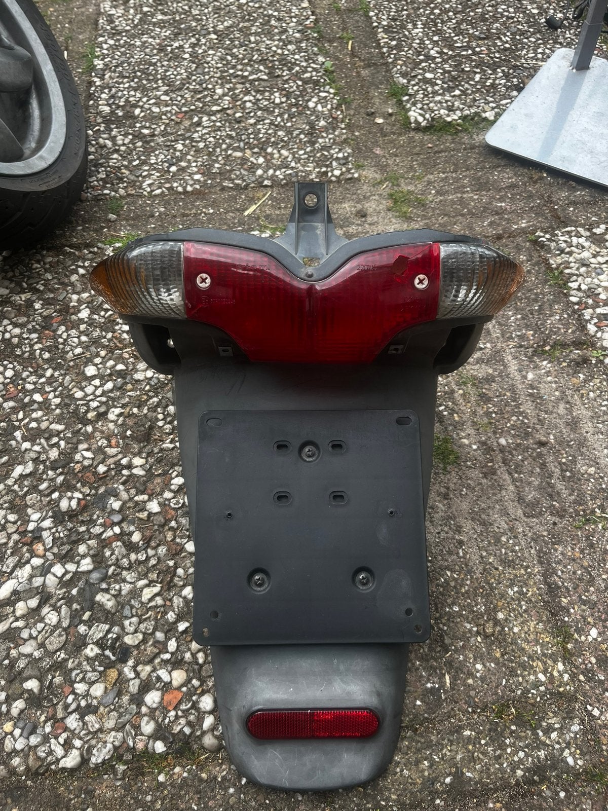 Gilera runner achterspatbord achterlicht knipperlichten, Fietsen en Brommers, Ophalen of Verzenden, Overige typen