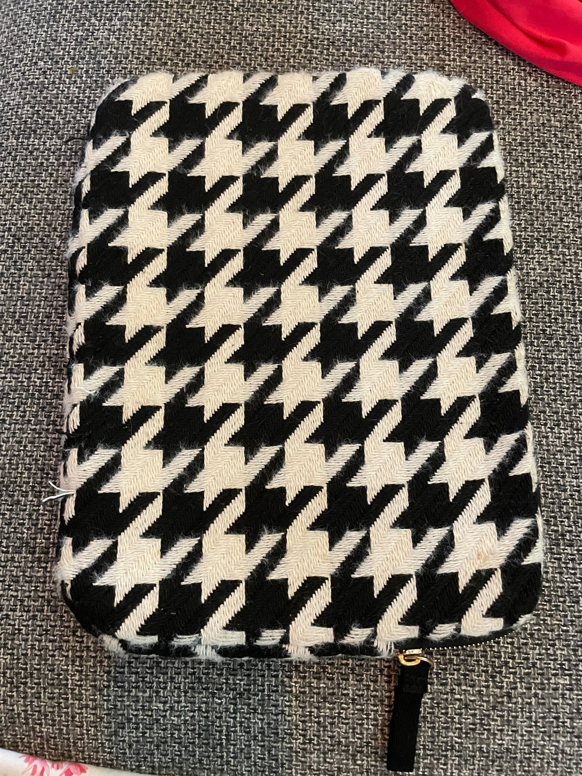 Zo goed als nieuwe laptoptas met pied-de-poule patroon, Computers en Software, Ophalen, 14 inch, Zo goed als nieuw