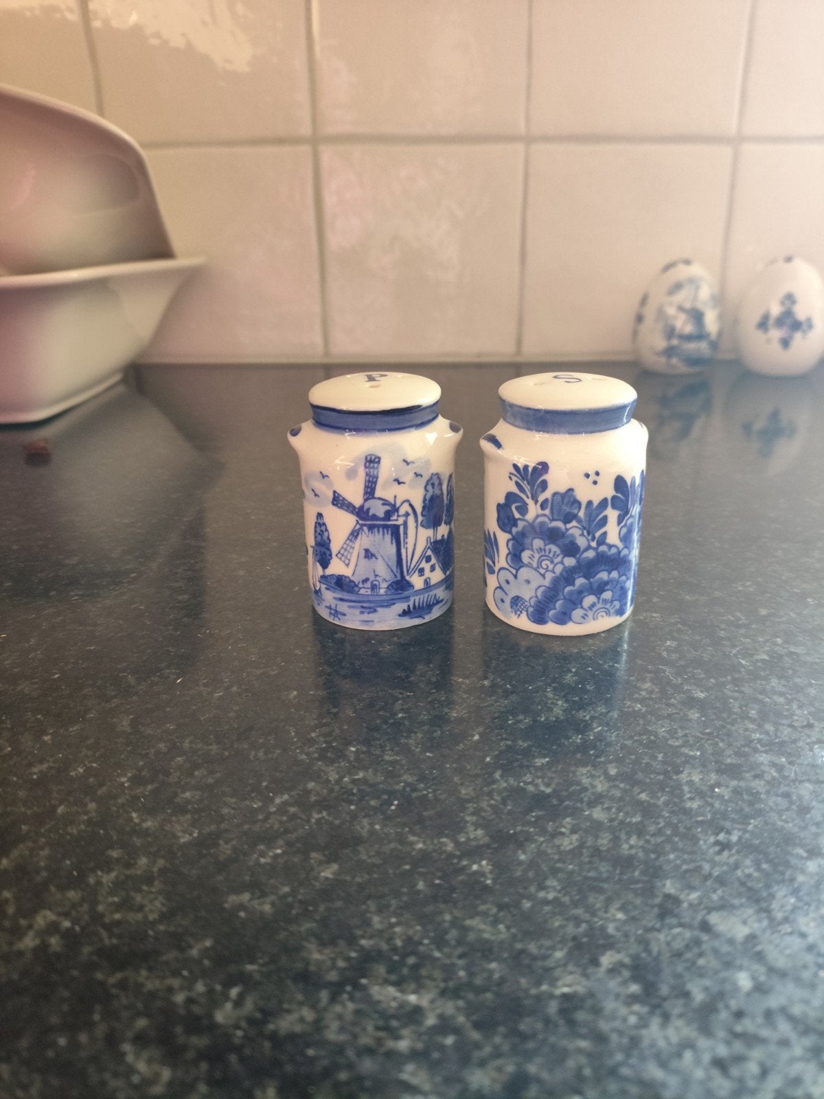 Delfts Blauw set: Varkentjes, eieren, melkbusjes zout/peper, Ophalen of Verzenden