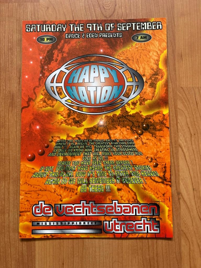 Houseflyer Happy Nation De Vechtsebanen Utrecht – 9/9 1995, Verzamelen, Posters, Ophalen, Rechthoekig Staand, A4 of kleiner, Zo goed als nieuw