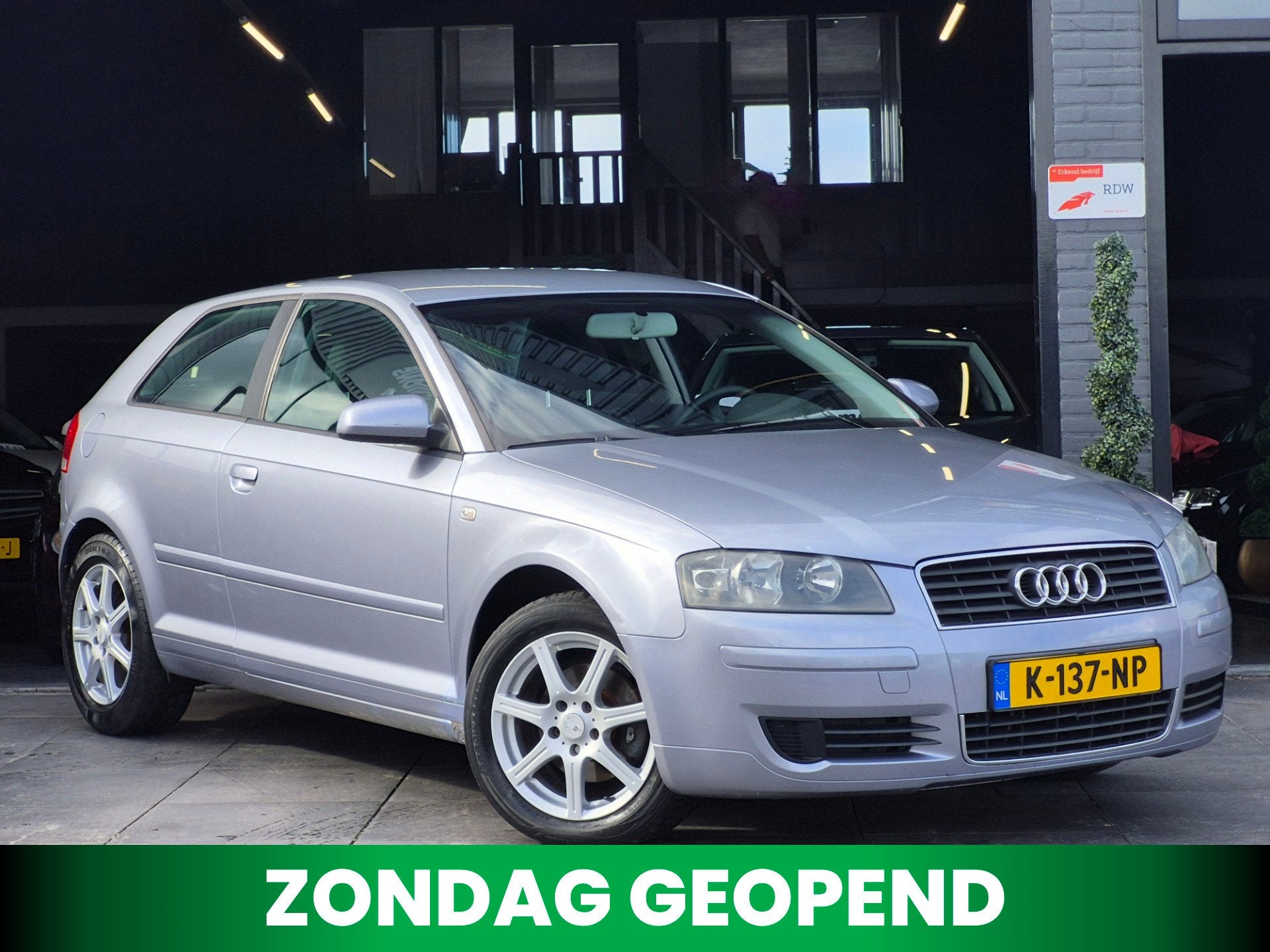 Audi A3 1.6 Attraction Pro Line|Airco|El.Ramen|AUX|USB|APK, Auto's, Voorwielaandrijving, Stof, 4 cilinders, Handgeschakeld