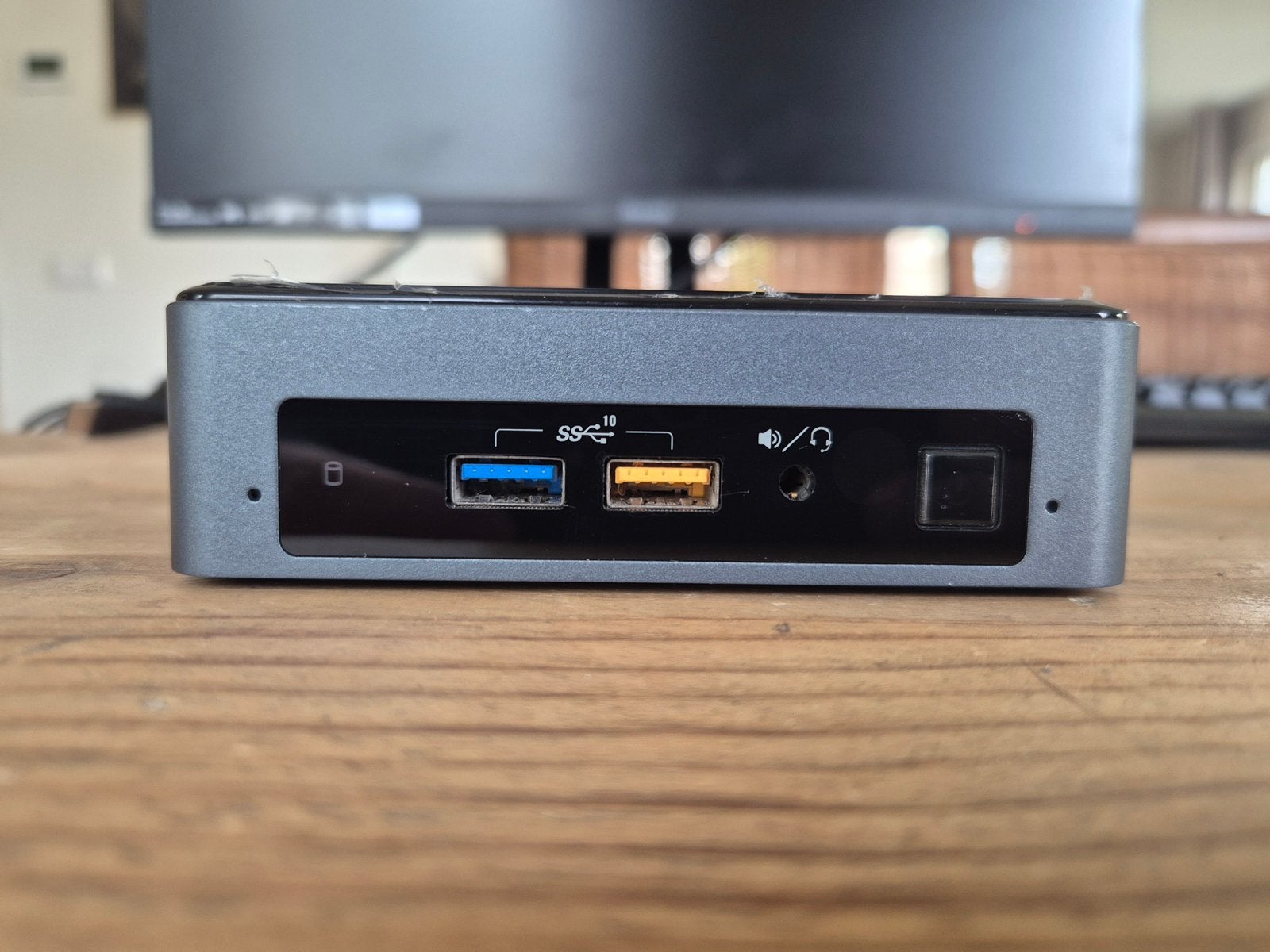 NUC8i5BEK 250GB / 8GB, 8 GB, Ophalen of Verzenden, Zo goed als nieuw, SSD