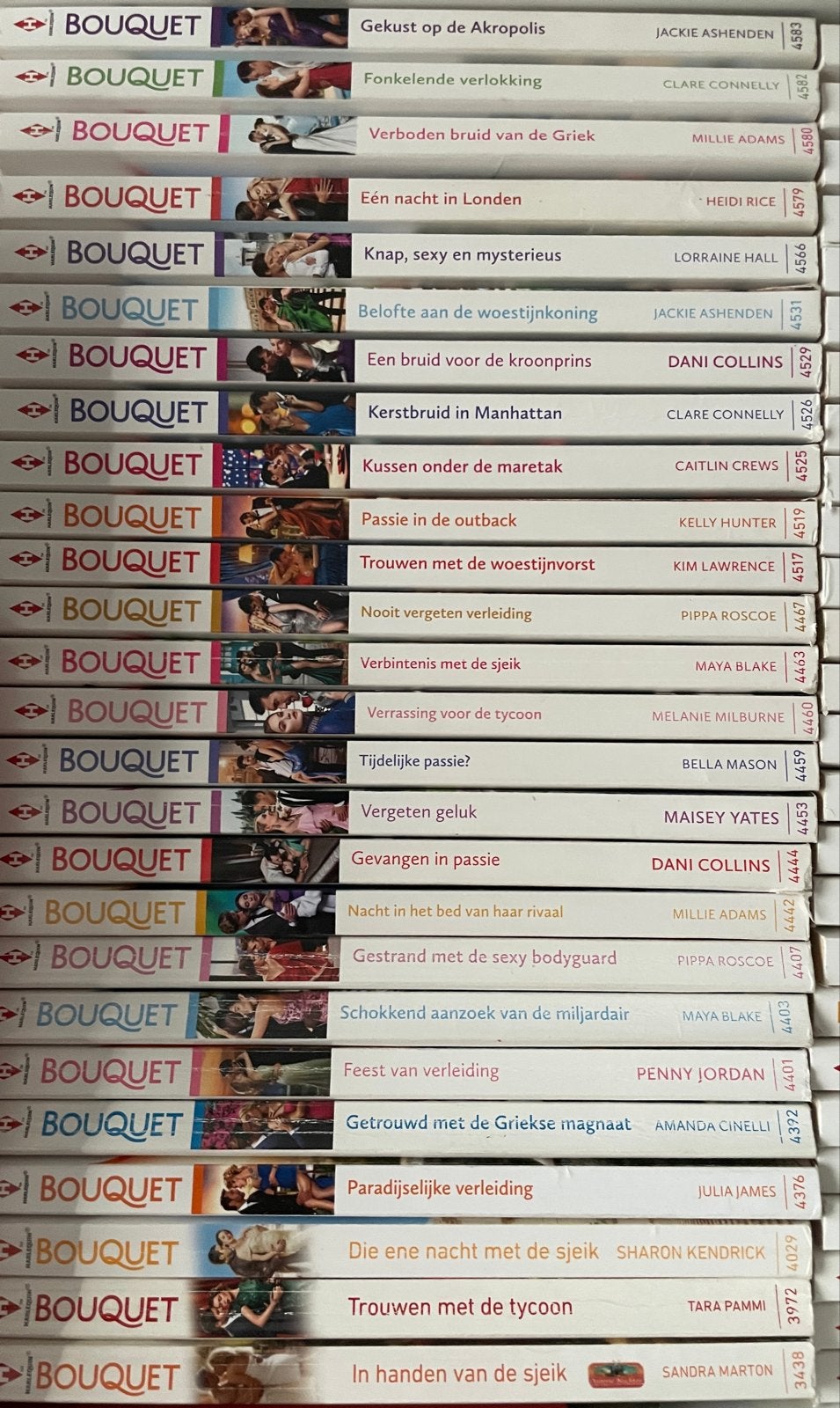 Bouquet reeks - uitgave 2025 en 2026, Boeken, Romans, Ophalen of Verzenden, Gelezen, Nederland