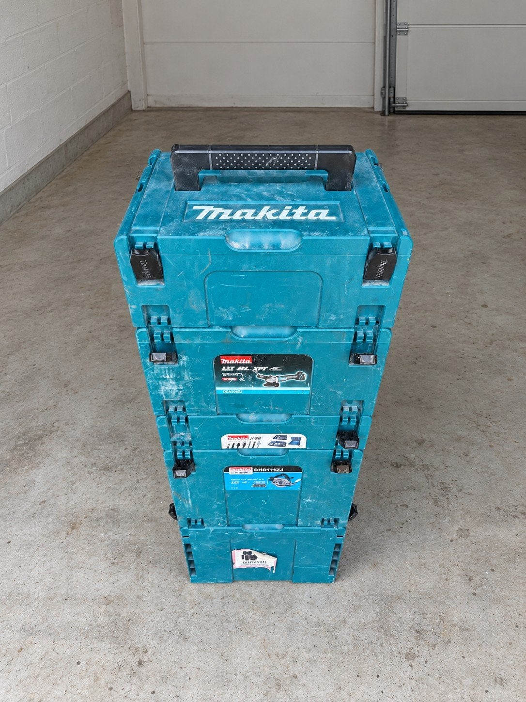 5 Makita kisten, sommige met inhoud, Ophalen, Gebruikt, Gereedschapsopslag, Makita