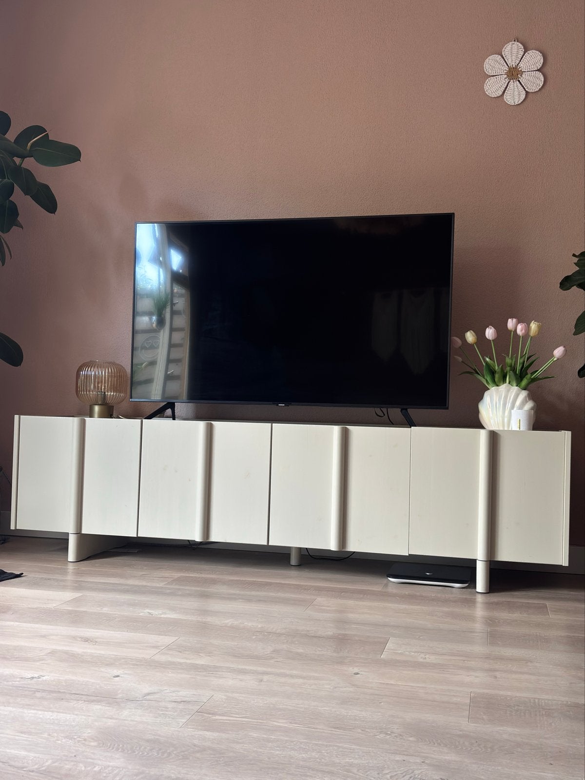WOOOD Basu Houten TV-meubel, Huis en Inrichting, Ophalen, 150 tot 200 cm, Zo goed als nieuw, Minder dan 100 cm