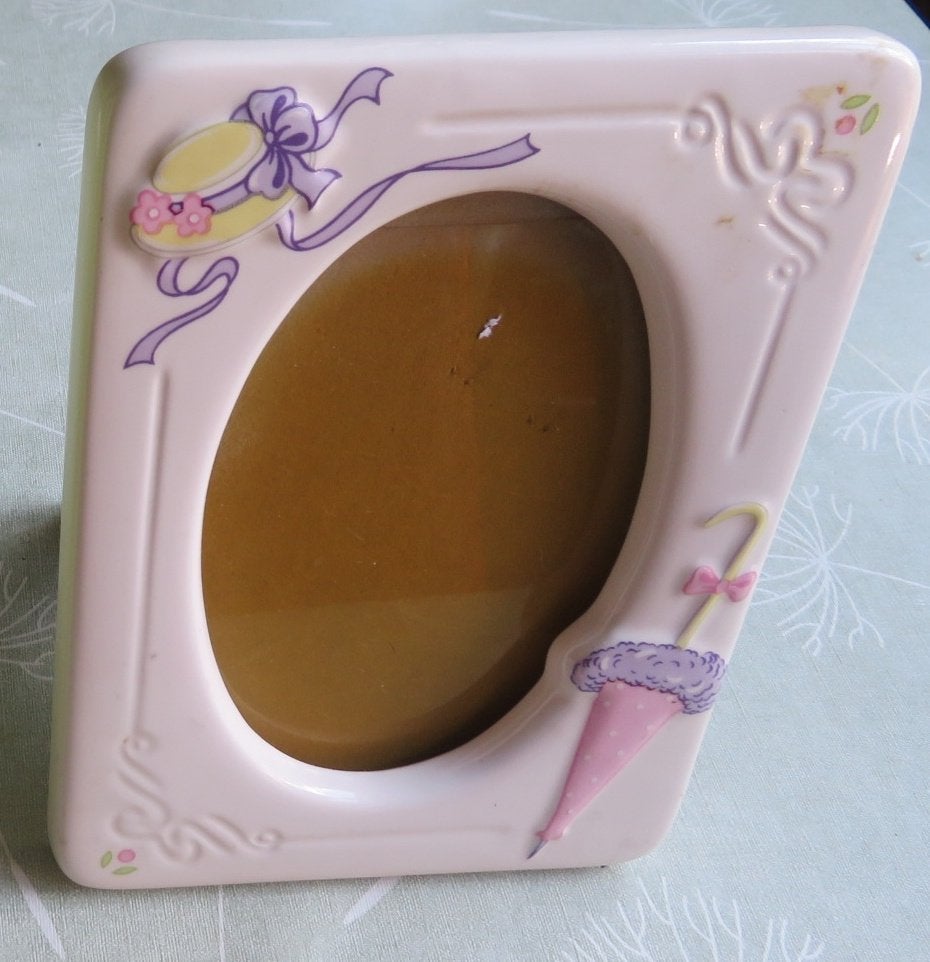 5 BROCANTE FOTO LIJSTEN * Porselein, Keramiek Metaal *, Verzenden