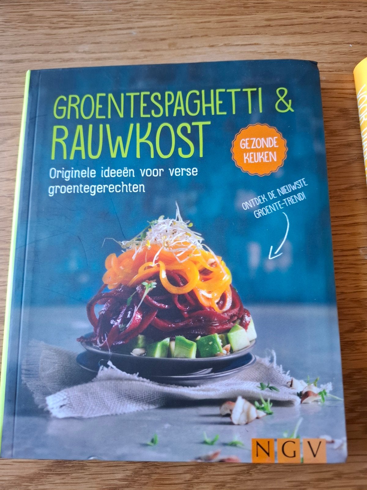Groentespaghetti en rauwkost, Boeken, Ophalen of Verzenden, Gelezen