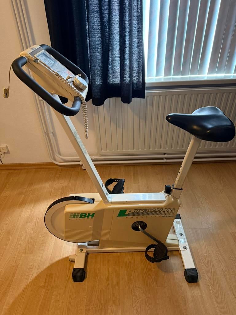 Hometrainer fiets, Sport en Fitness, Ophalen of Verzenden, Zo goed als nieuw, Overige typen