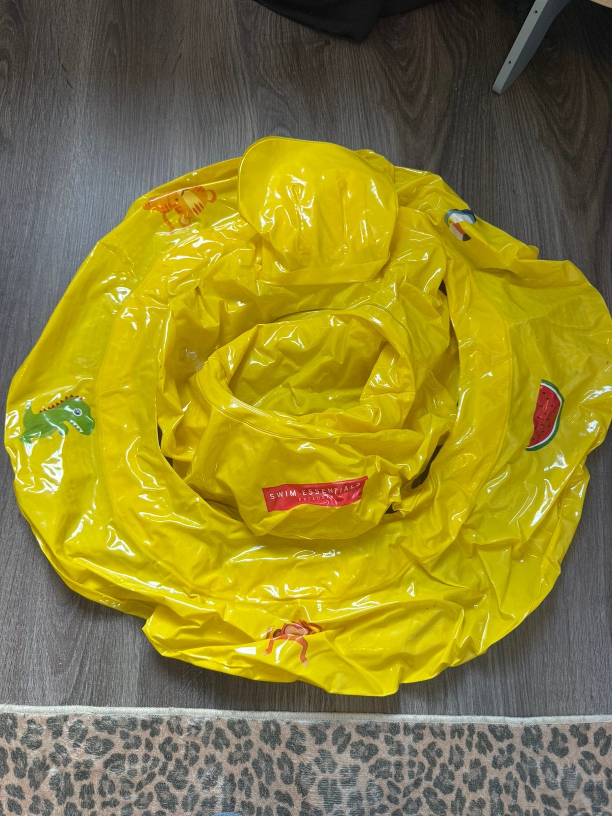 Zwemband baby geel | Swim Essentials | weinig gebruikt, Kinderen en Baby's, Jongetje of Meisje, One size, Ophalen of Verzenden
