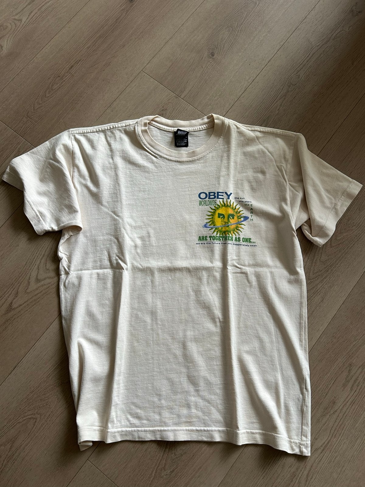 Obey T-shirt maat M, Ophalen, Gedragen, Maat 48/50 (M), Beige