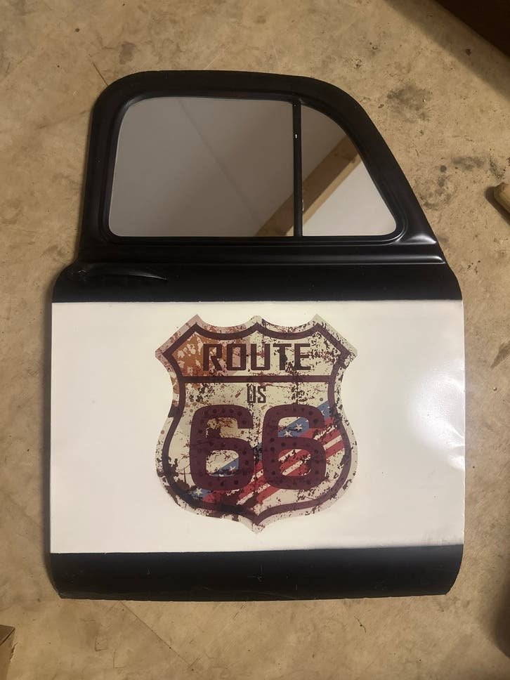 Route 66 spiegel in de vorm van een autodeur, Huis en Inrichting, Woonaccessoires | Spiegels, Verzenden, Zo goed als nieuw, Overige vormen