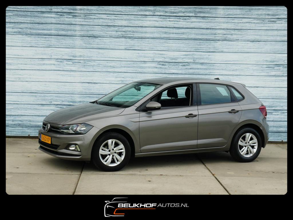 Volkswagen Polo 1.0 TSI Velgen Carplay Adapt Cruise Navi, Voorwielaandrijving, Stof, Gebruikt, Euro 6