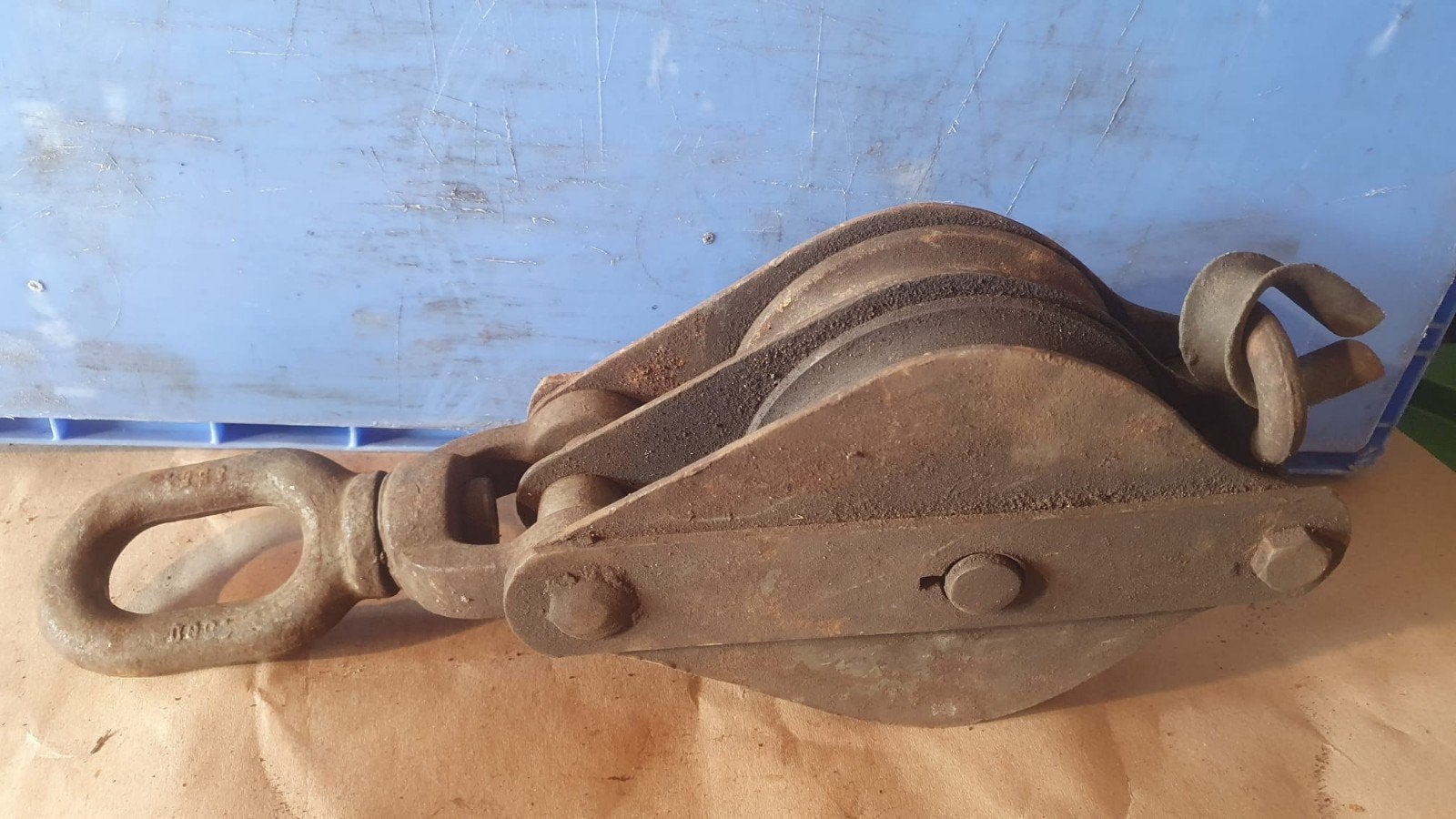 Antieke/Vintage Zware IJzeren Katrol - Hijsblok Takelblok, Ophalen