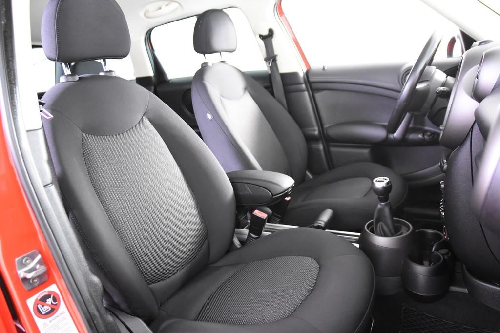 MINI Countryman 1.6 Cooper Pepper *Stoelverwarming*PDC*Airco, Auto's, Voorwielaandrijving, Euro 5, Stof, Zwart