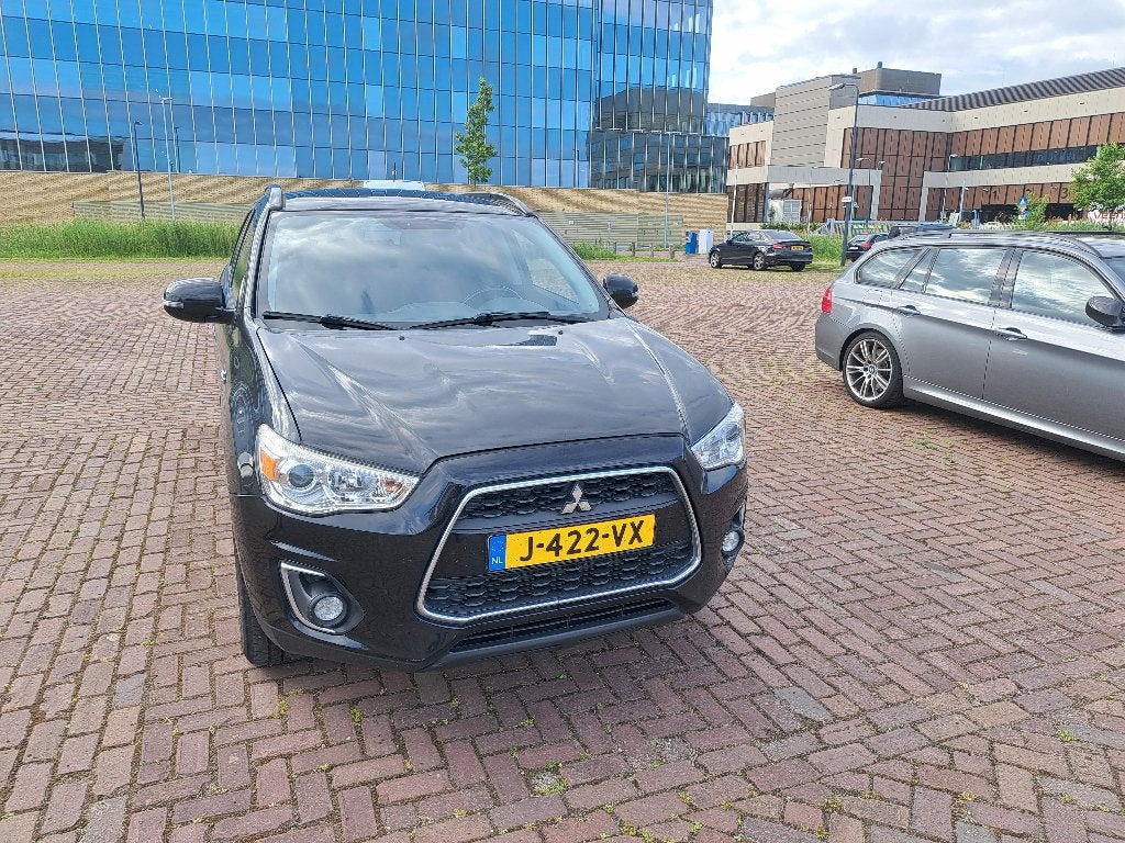 Mitsubishi ASX 1.6 2014 Zwart Goed onderhouden, Auto's, Voorwielaandrijving, Euro 5, Multifunctioneel stuurwiel, 4 cilinders