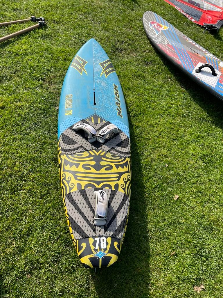 Naish Global 78 (wave), Watersport en Boten, Windsurfen, Ophalen of Verzenden, Zo goed als nieuw, Plank
