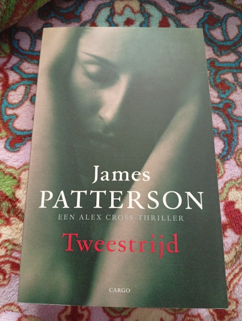 Tweestrijd - James Patterson, Boeken, Ophalen of Verzenden, Zo goed als nieuw, James Patterson