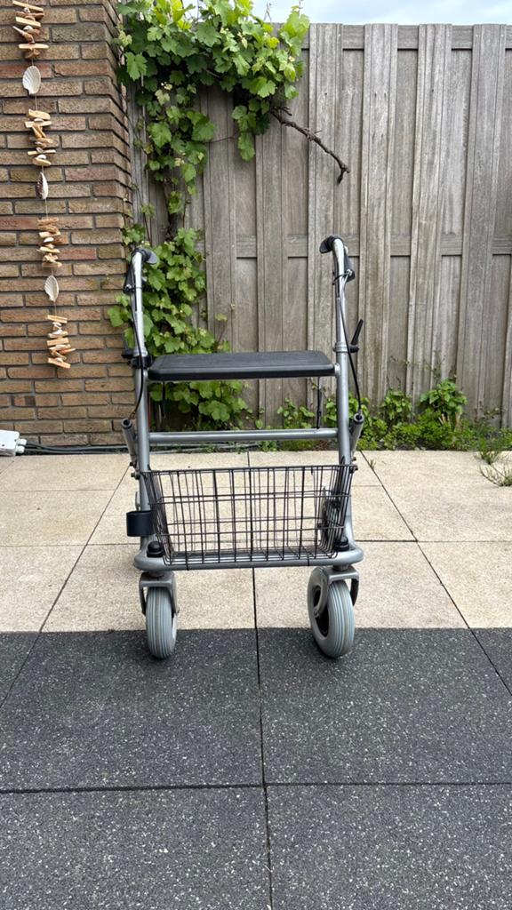 Rollator, Ophalen, Opvouwbaar, Gebruikt