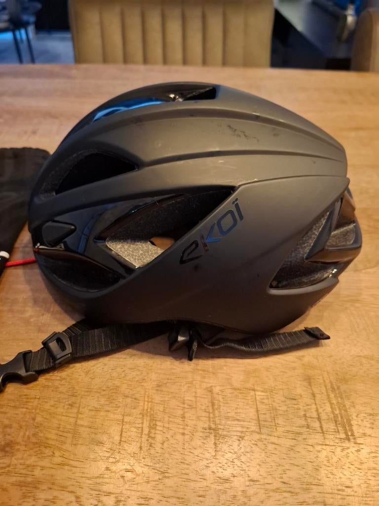 Ekoi Fietshelm - Aerodynamisch en Comfortabel, Fietsen en Brommers, Gebruikt, Overige maten, Ophalen of Verzenden, Ekoi